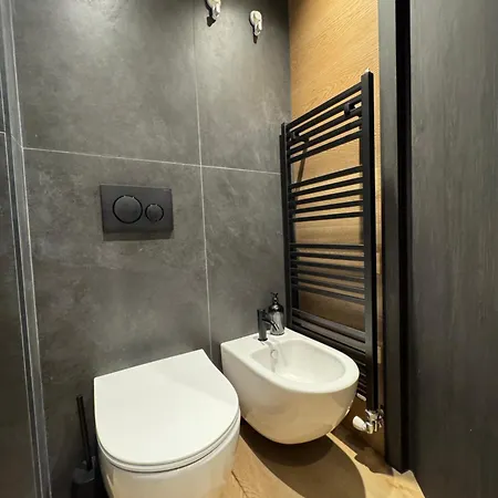 Apartment 1400
